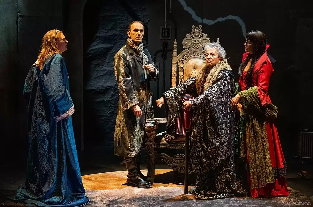 article-armand-eloi-festival-avignon1